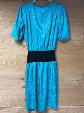 Vintage Teal Short-Sleeve Waist-Detail Dress